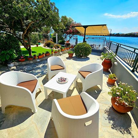 Вилла Polianthi Seaside House Marathos  Экстерьер фото