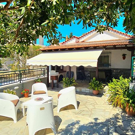 Вилла Polianthi Seaside House Marathos  Экстерьер фото
