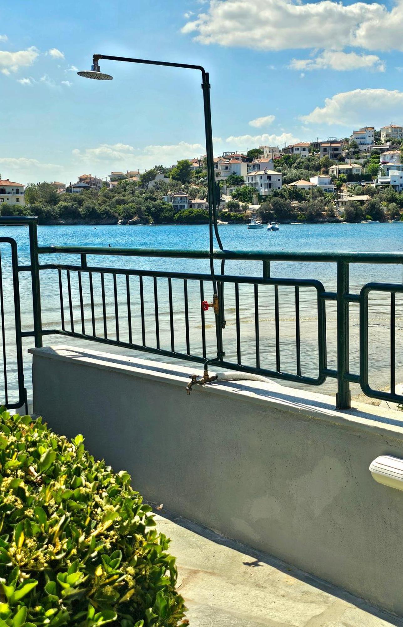 Вилла Polianthi Seaside House Marathos  Экстерьер фото