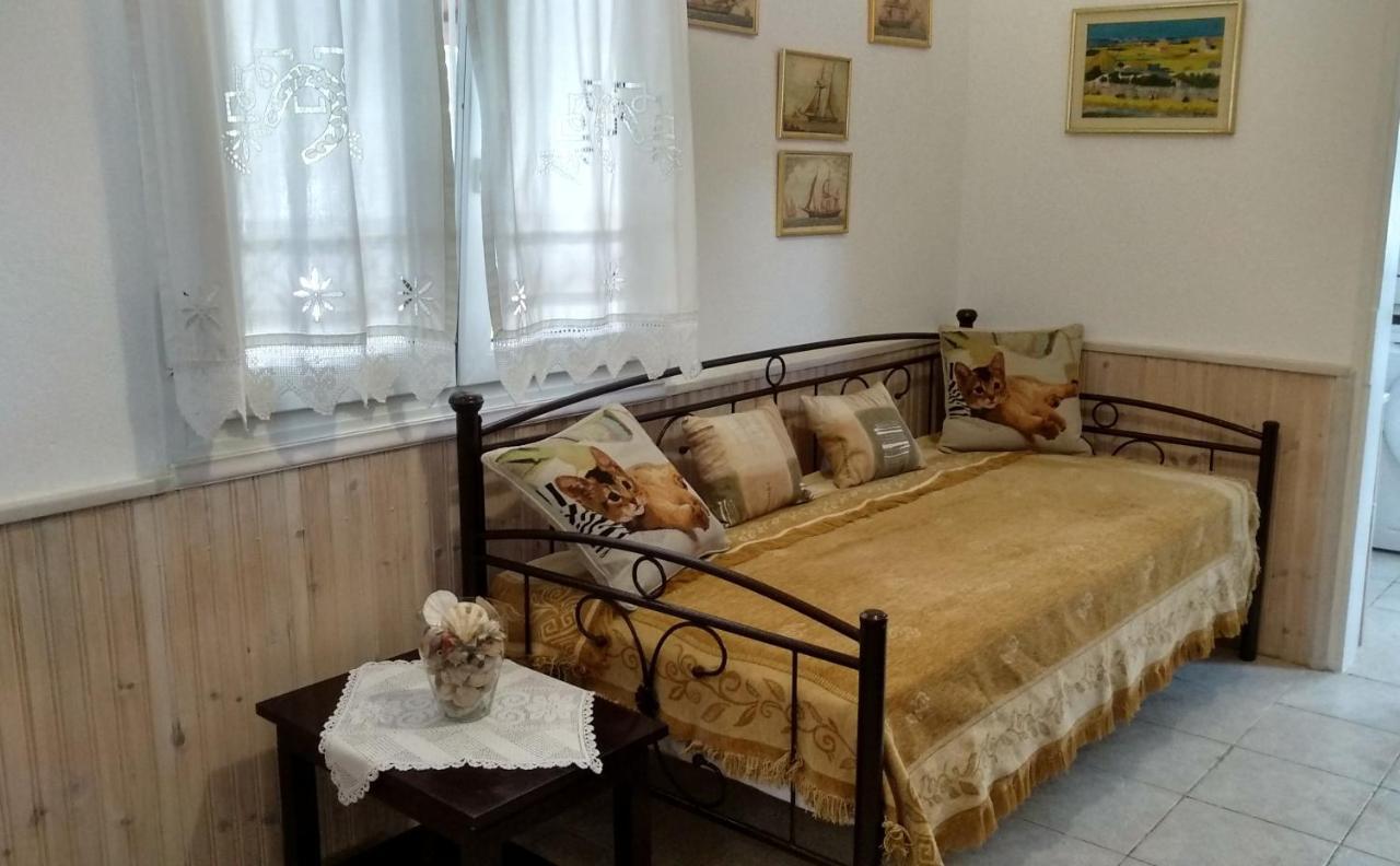 Вилла Polianthi Seaside House Marathos  Экстерьер фото